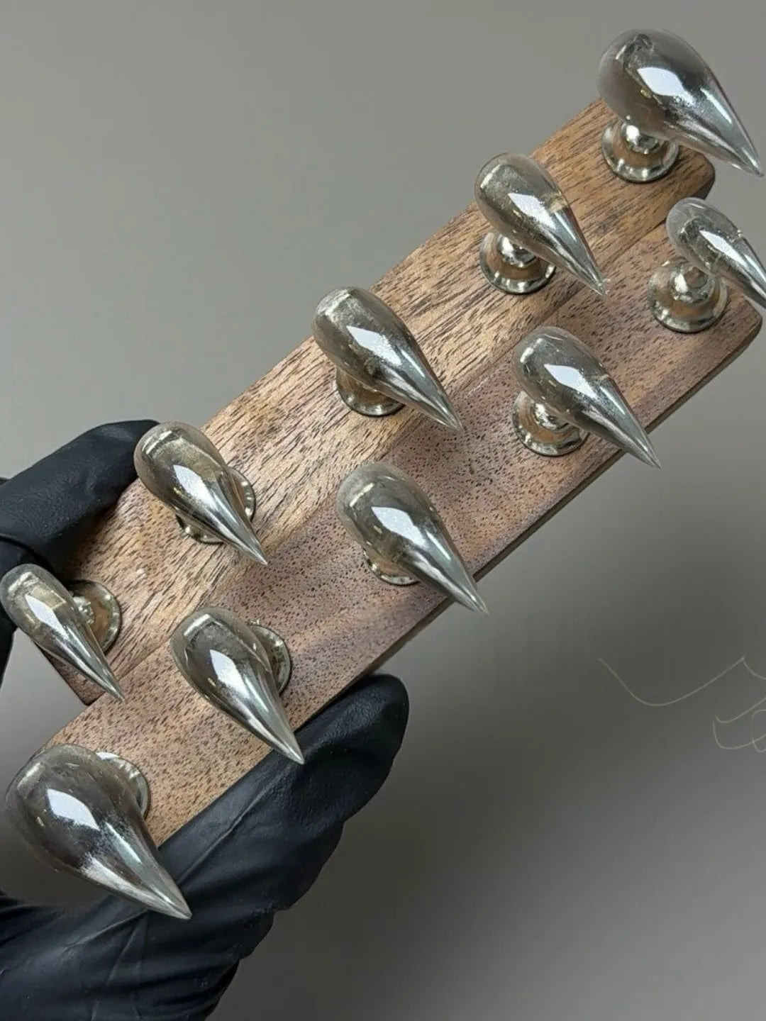 DARK KNIGHT CAT CLAW