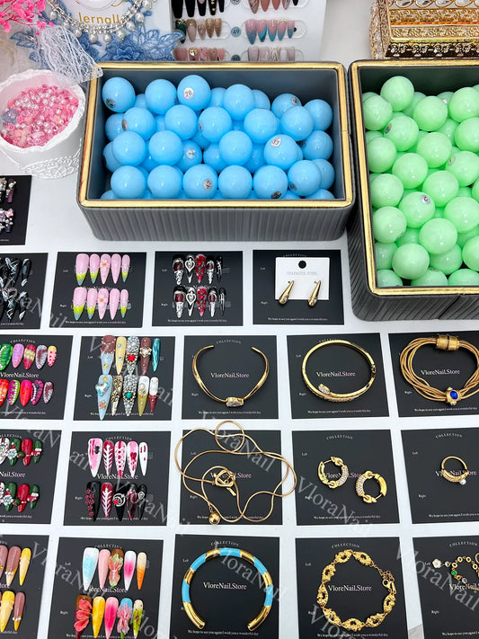 HM NAILS +4 MJ SCOOPS