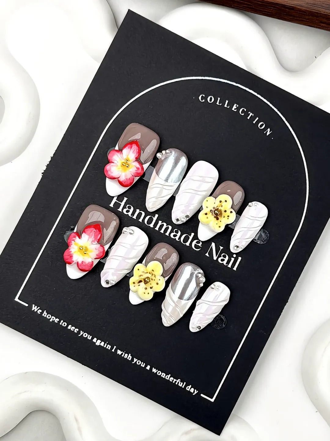 PEARL FLORAL CHROME