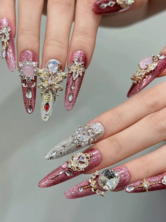 DIVINE PINK GLAM