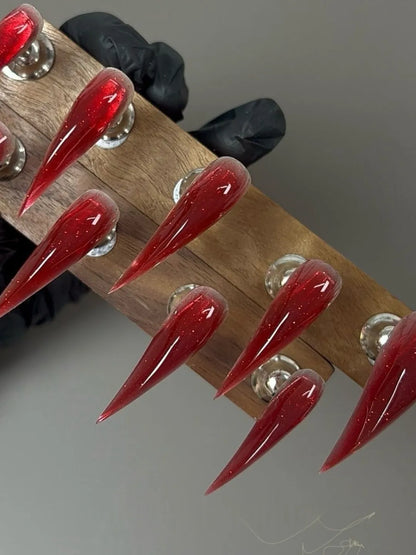 CRIMSON GLITTER CLAW