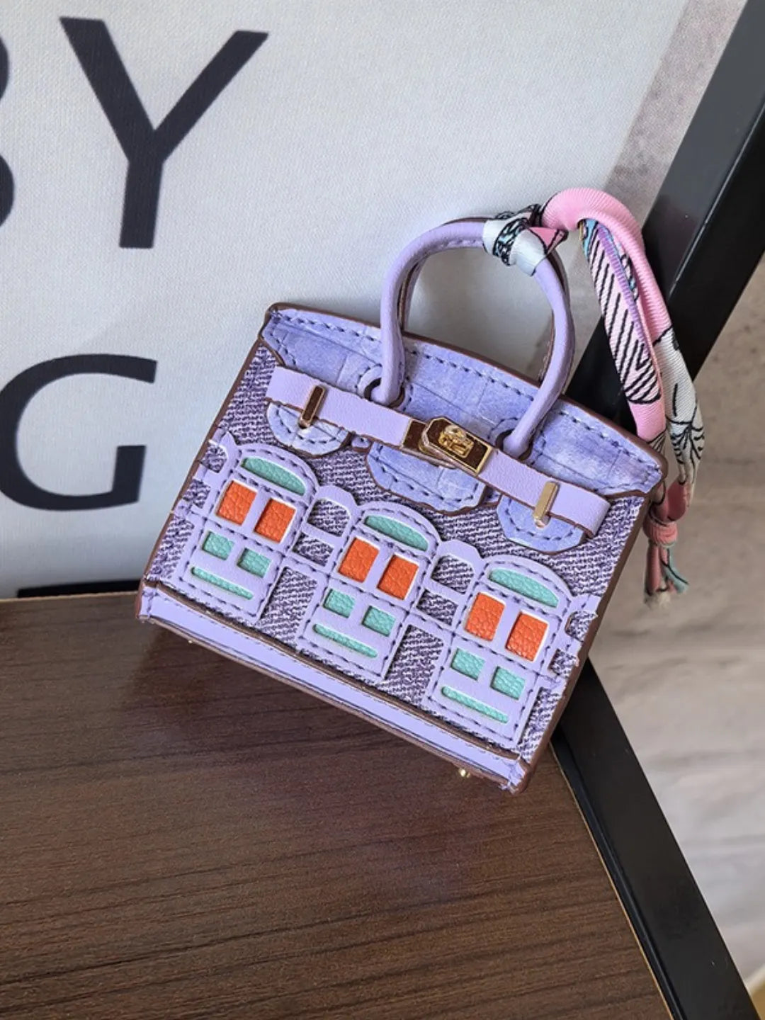 MYSTERY HOUSE BAG BOX