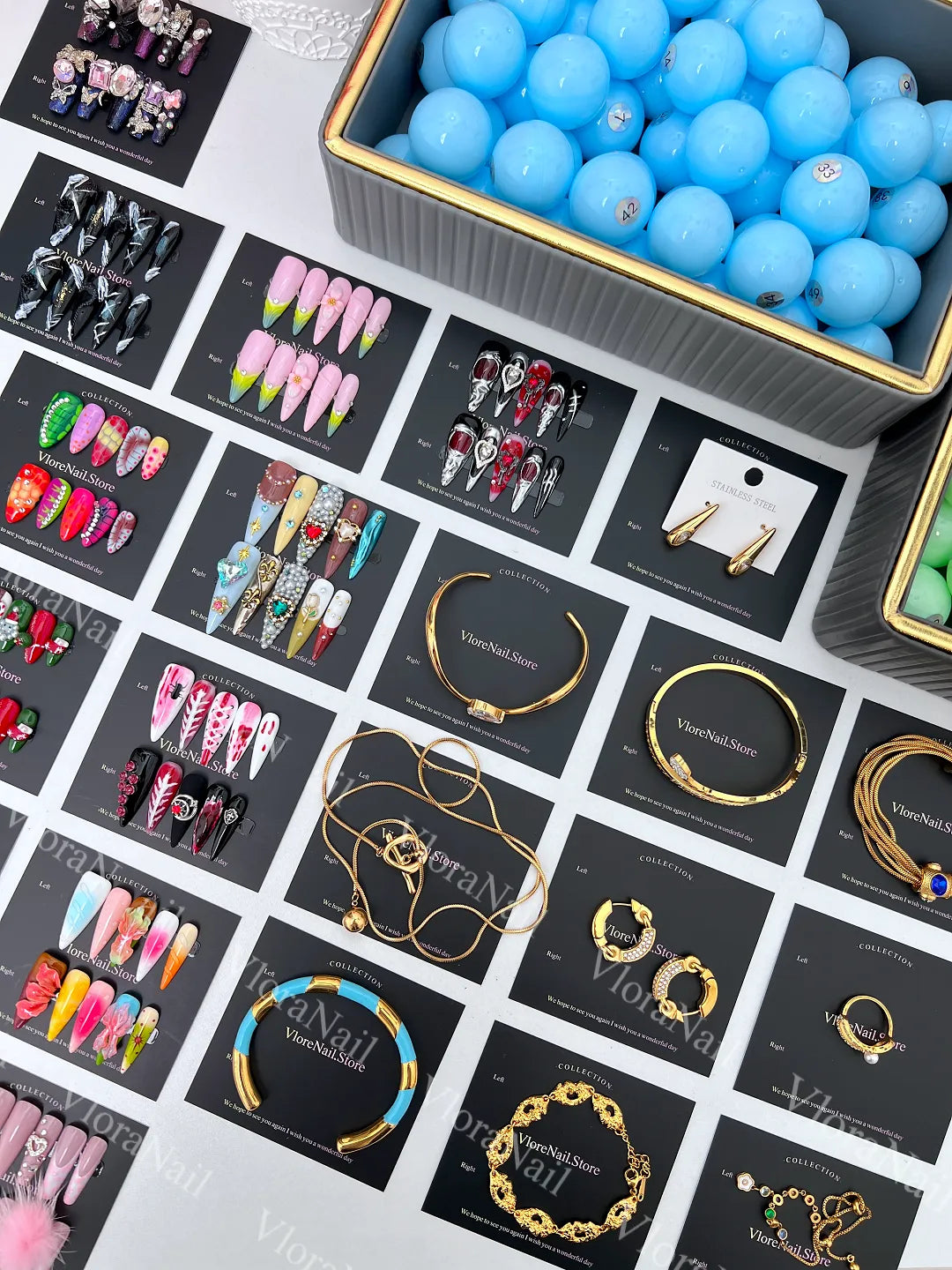 HM NAILS +4 MJ SCOOPS