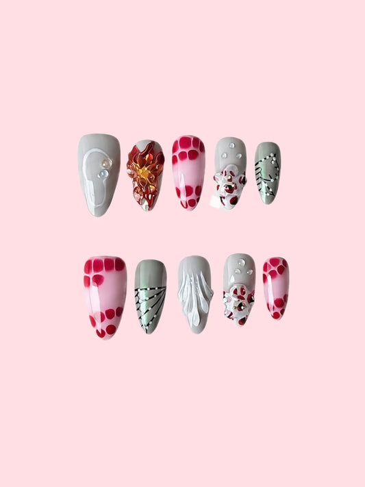 HAND-CRAFTED CARVING