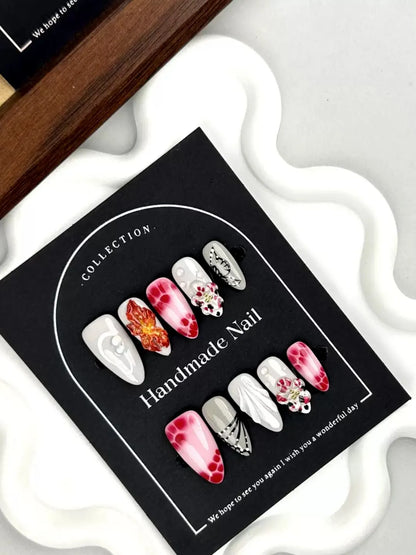 HAND-CRAFTED CARVING