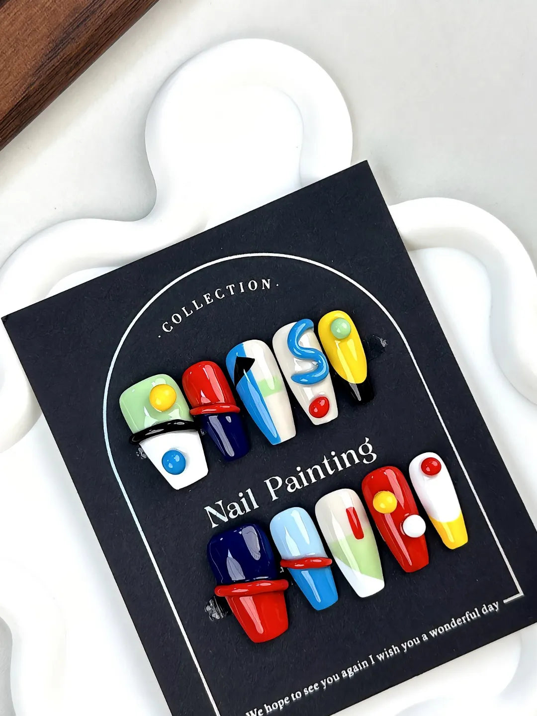 MINIMALIST ART SCULPTURE