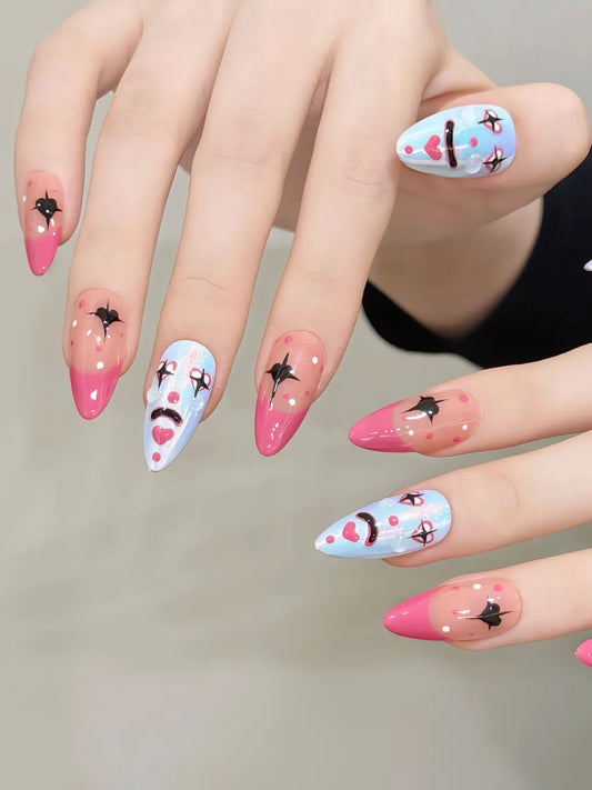 QUIRKY CLOWN NAILS