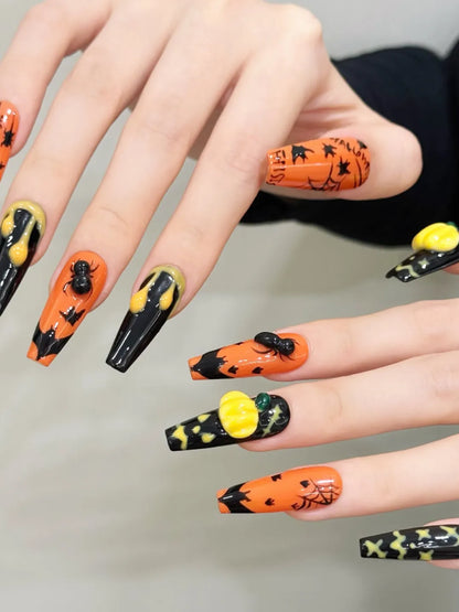 HALLOWEEN SPOOK NAIL
