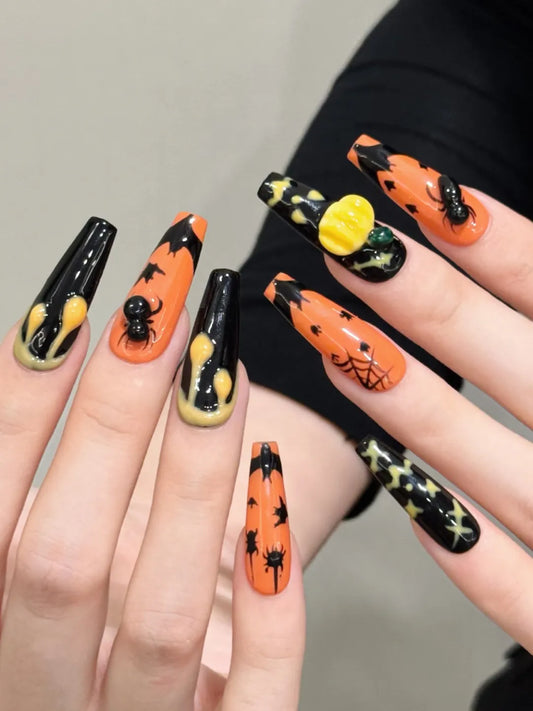 HALLOWEEN SPOOK NAIL