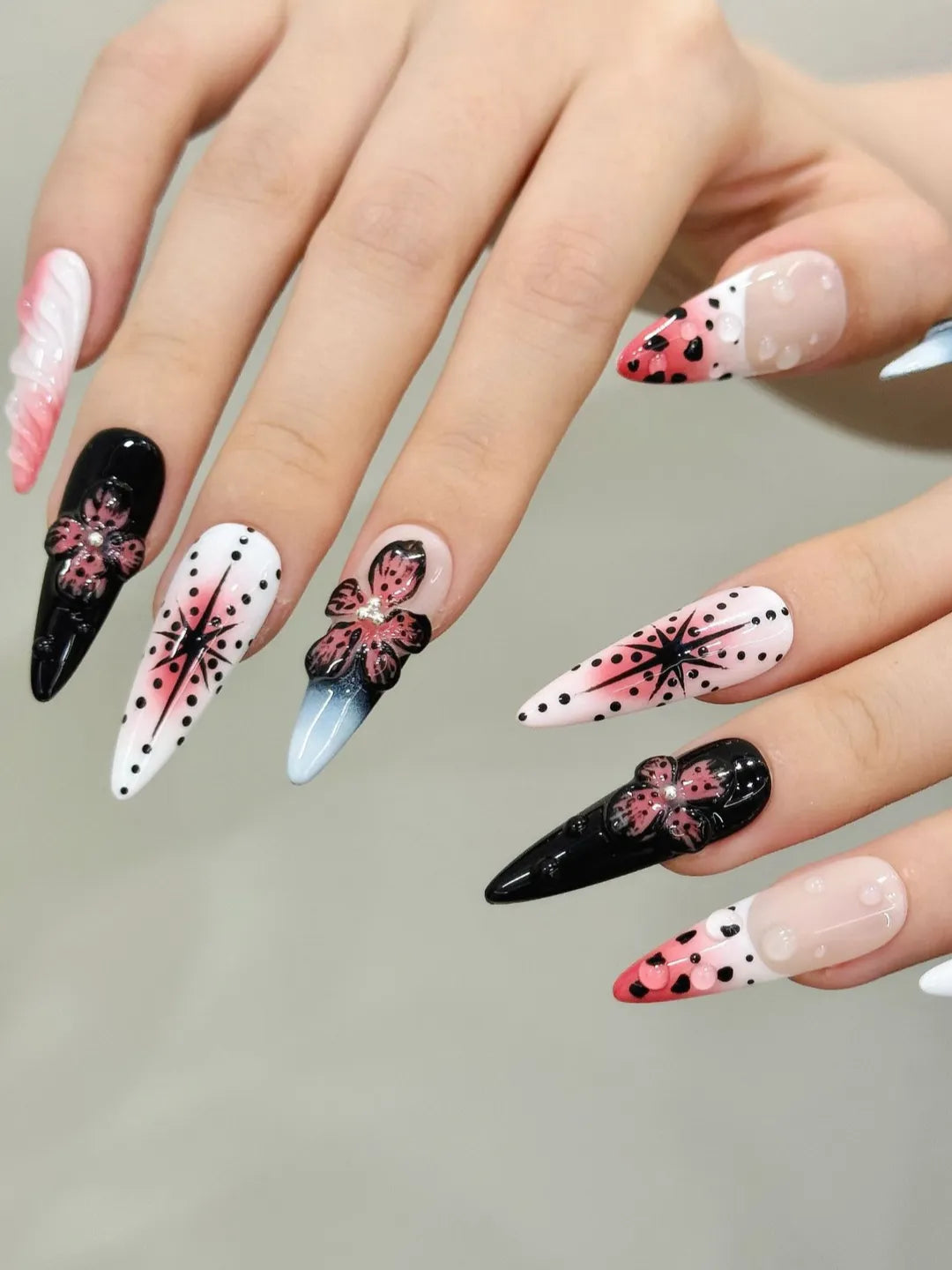 NIGHTMARE BLOOM NAIL