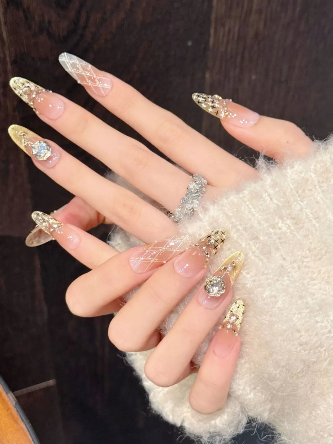 FRENCH CHIC NAIL
