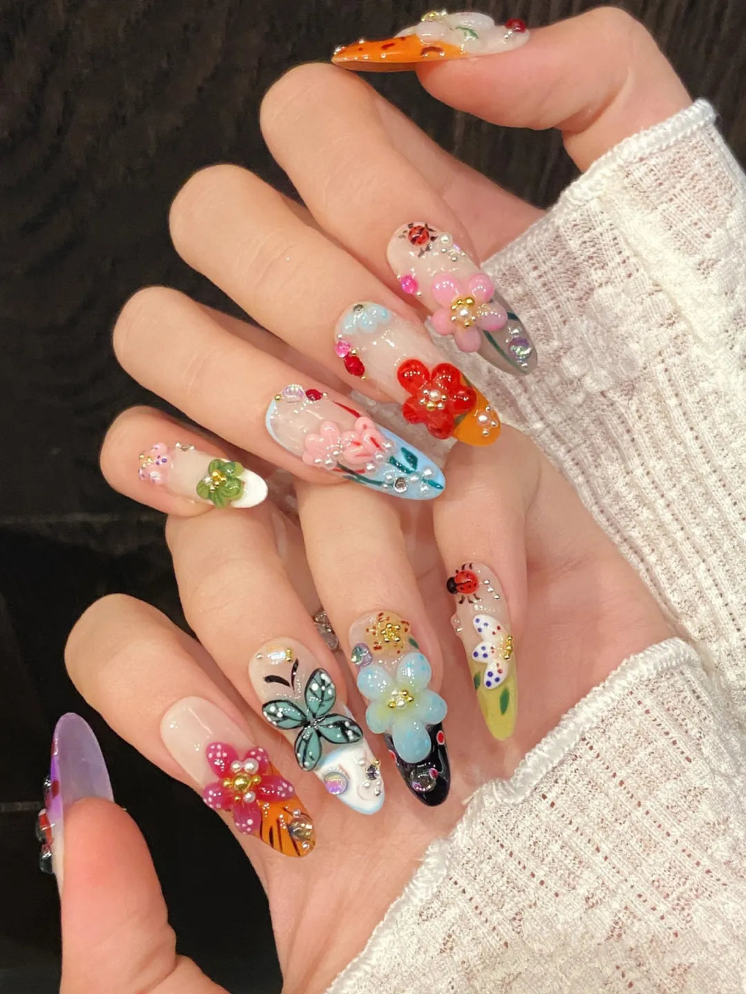 SPRINGTIME SERENADE NAILS