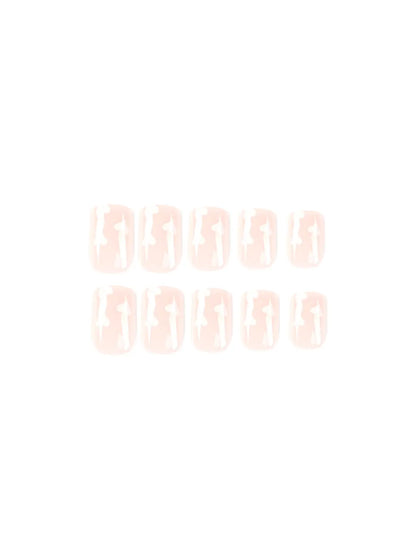SOFT HEART MANICURE